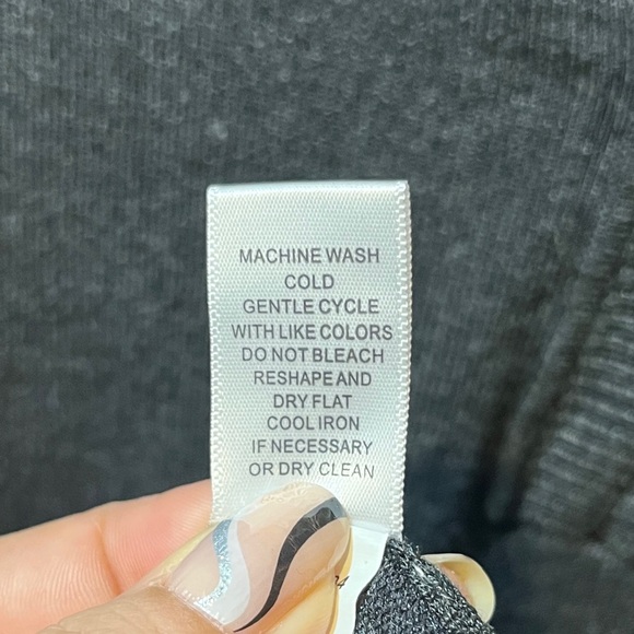 Grey Long Sleeve V-Neck Sweater With Zipper Small - Picture 7 of 7